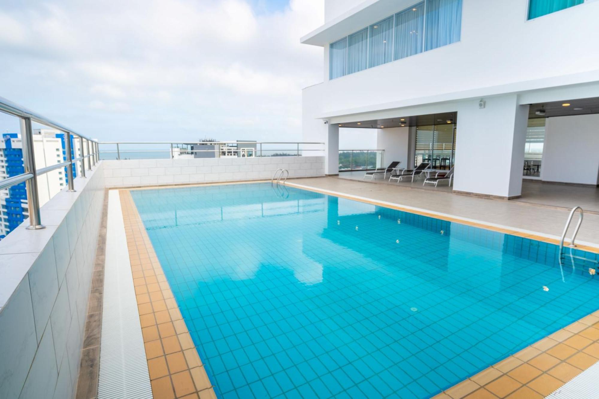 City Rise Hotel Miri Exterior foto
